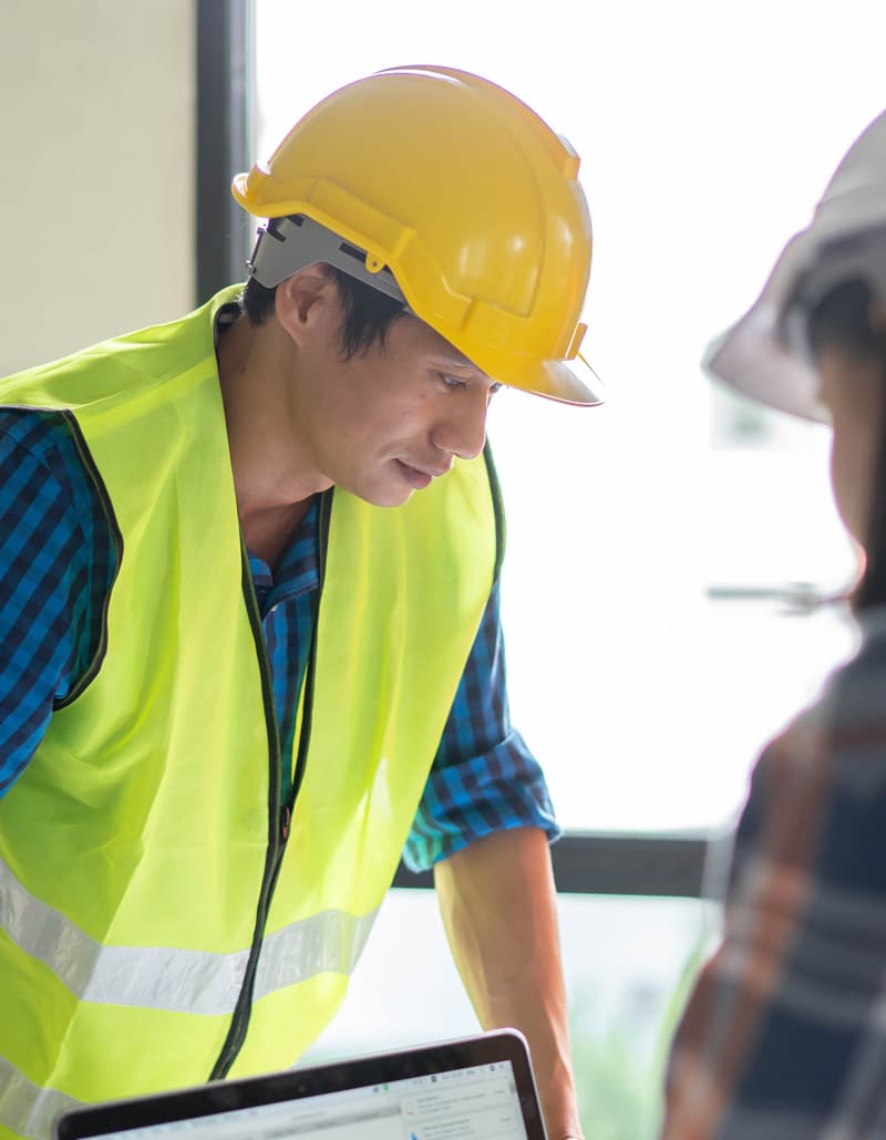 architect and engineer talking over renovations