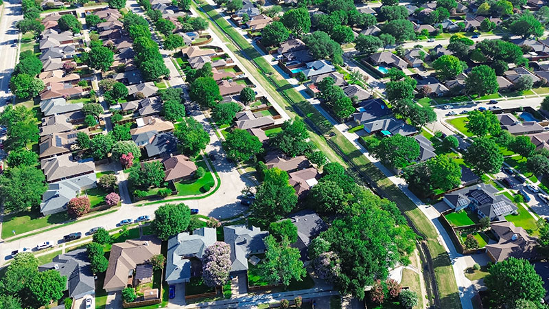 beautiful neighborhood in florida
