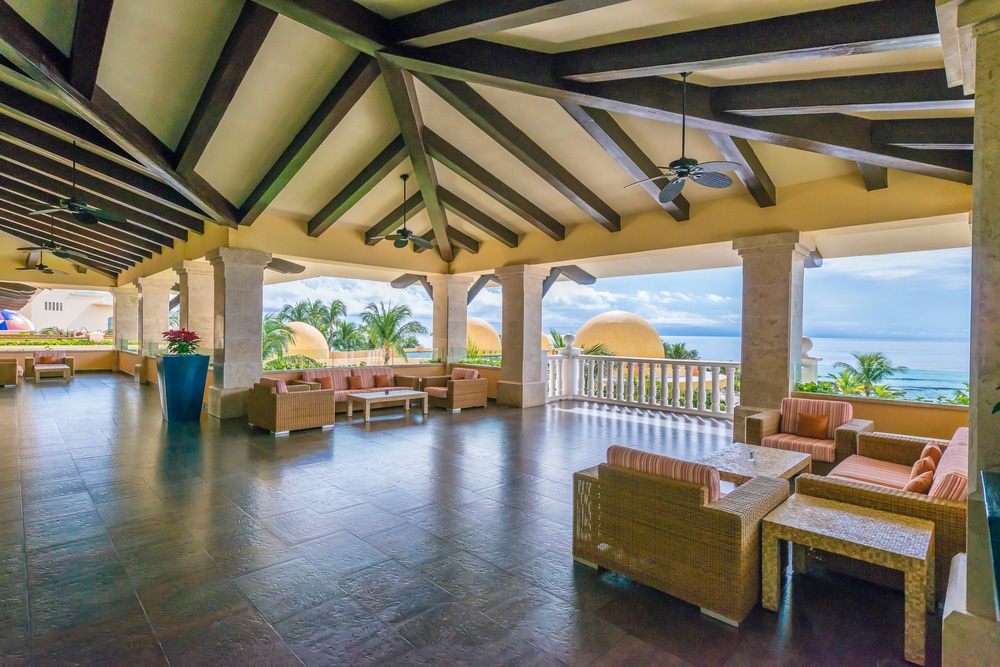 lobby gallery lounge area