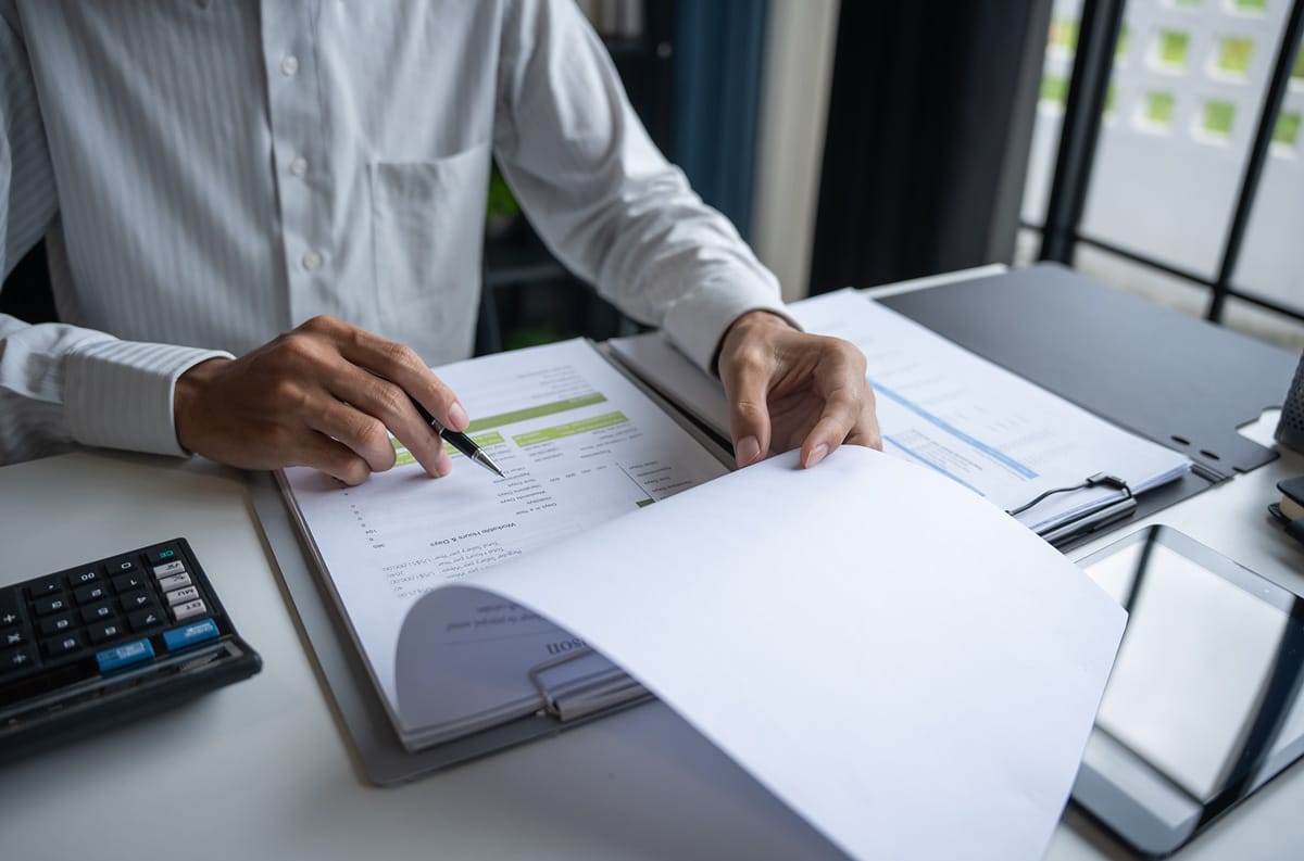 finance manager record keeping