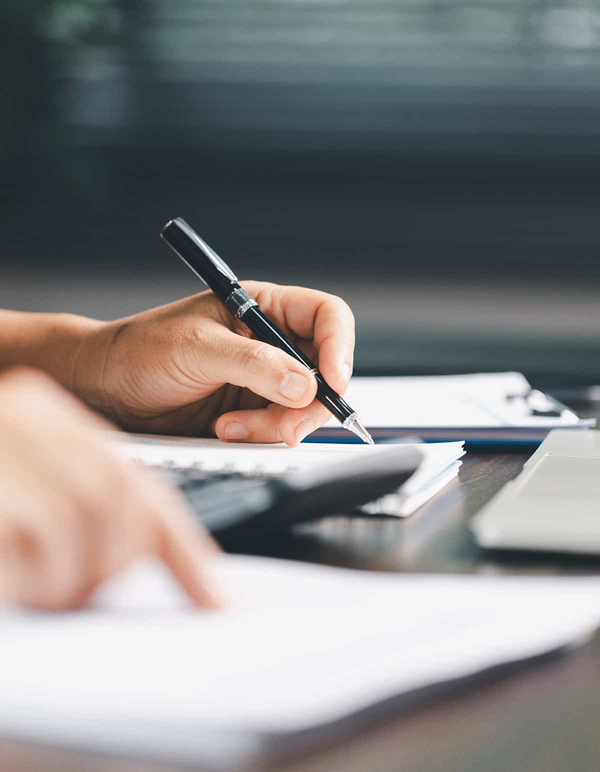 financial manager writing report