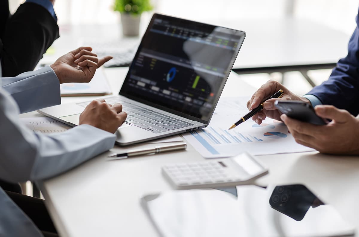 financial planners checking account
